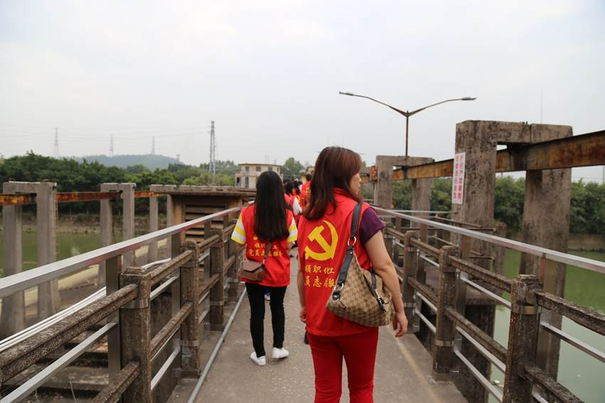 说明: IMG_3749